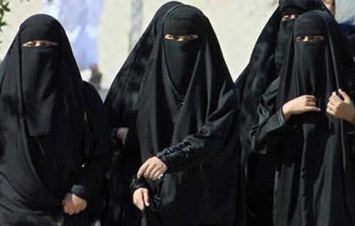 منح السعودية المتزوجة من أجنبي حق كفالة زوجها وأبنائها منه